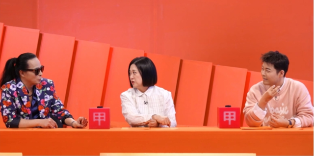 가수 김태원은 최고 수입을 올렸던 당시 “한 달에 1억 원이 들어온 적이 있다”고 언급했다./ KBS 2TV ‘사장님 귀는 당나귀 귀’