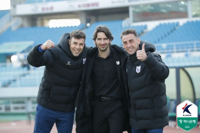 파주 프런티어 제라드 누스 감독./프로축구연맹