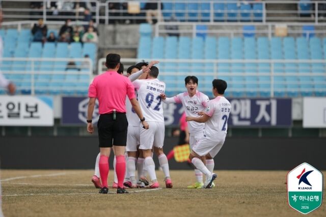 파주 프런티어 김현태/프로축구연맹