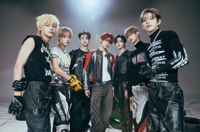 그룹 클로즈유어아이즈/언코어