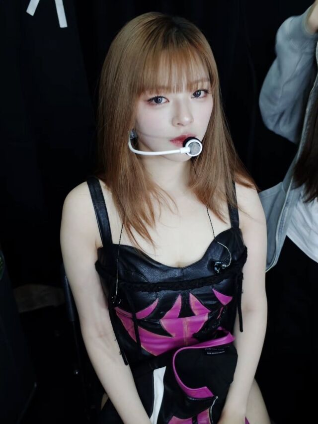 정연이 한층 물오른 비주얼로 근황을 전했다. / 정연 SNS