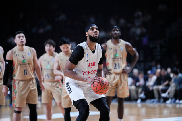 류큐 골든 킹스가 알바크 도쿄를 꺾고 동아시아슈퍼리그(EASL) 3위를 차지했다./EASL