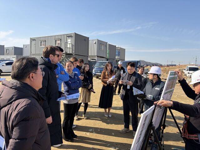 FISU 조정방문단 합강선수촌을 방문하고 있다. /2027 충청 유니버시아드대회 조직위원회 제공