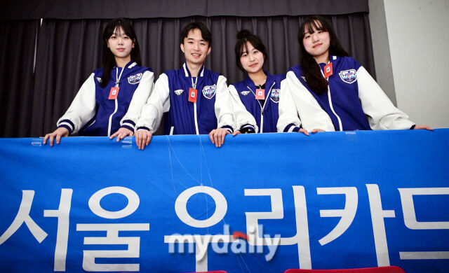 스파이커스 단체사진./마이데일리