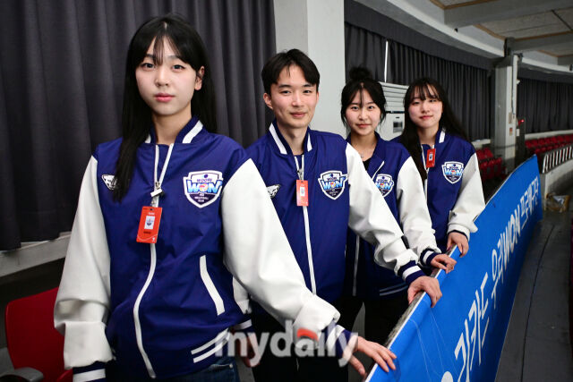 스파이커스 단체사진./마이데일리