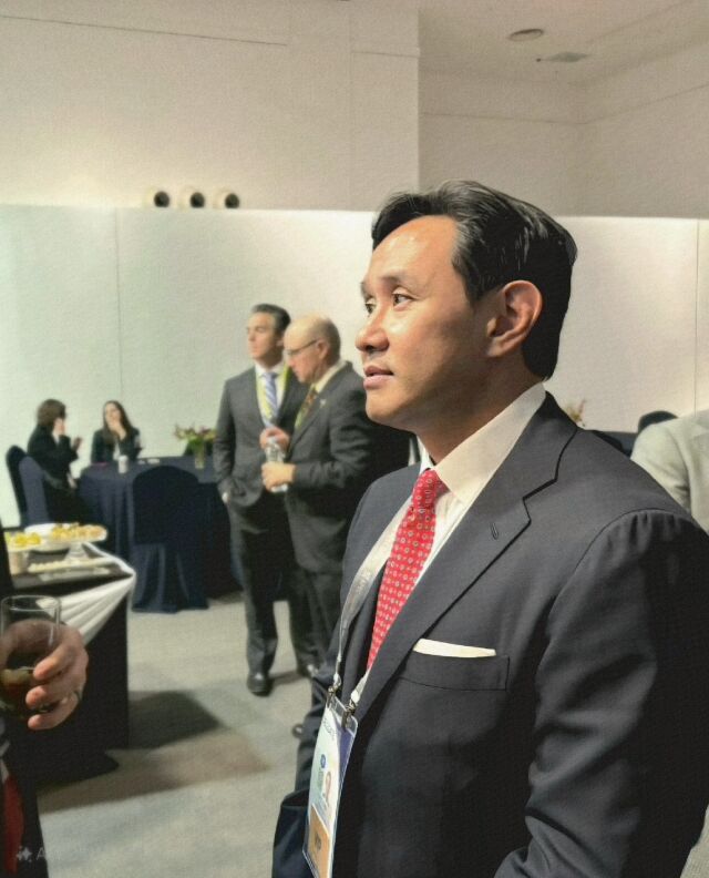 최윤범 고려아연 회장의 사내이사 연임이 확정됐다. /고려아연