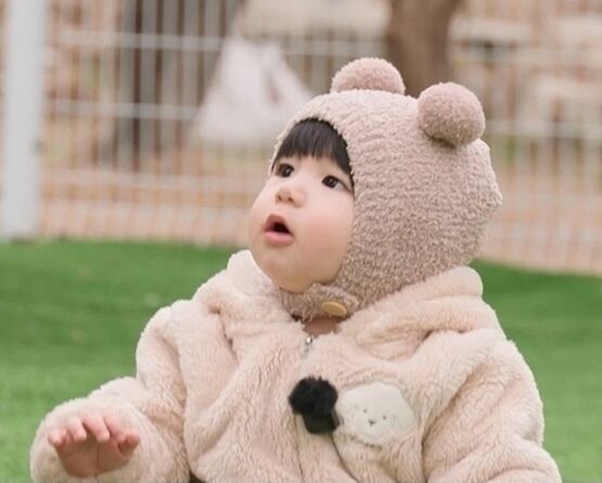 배우 심형탁 아들 하루가 야외 걸음마를 뗀다. / KBS 2TV '슈돌'