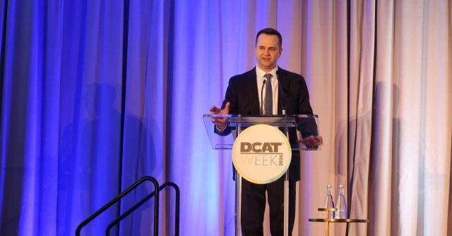 케빈 샤프 삼성바이오로직스 영업센터 세일즈앤드오퍼레이션담당(부사장)이 23일(현지시간) 진행된 회원사 발표 포럼에서 발표하고 있다 /삼성바이오로직스