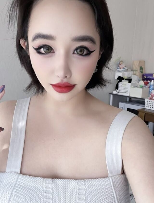 그룹 2NE1 멤버 박봄이 근황을 전했다. / 박봄 소셜미디어