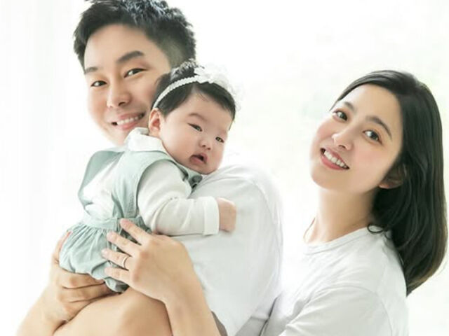 '학교 2013'에서 만난 박세영과 곽정욱이 결혼 후 딸을 출산했다. / 박세영 소셜미디어