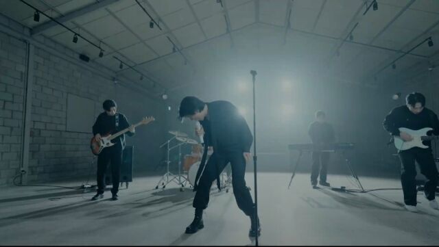 배우 김남길/브라더후드 엔터테인먼트, 길스토리이엔티