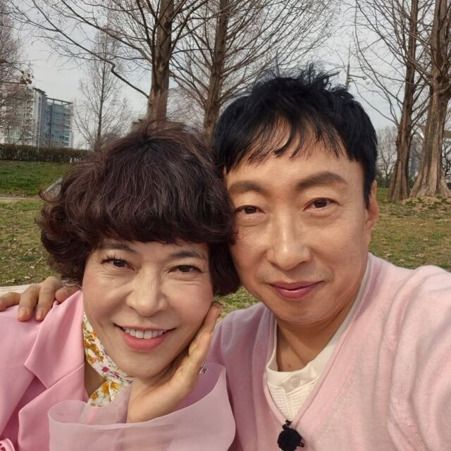 조혜련이 박명수와 함께한 봄 소풍 일상을 공개했다. / 조혜련 SNS