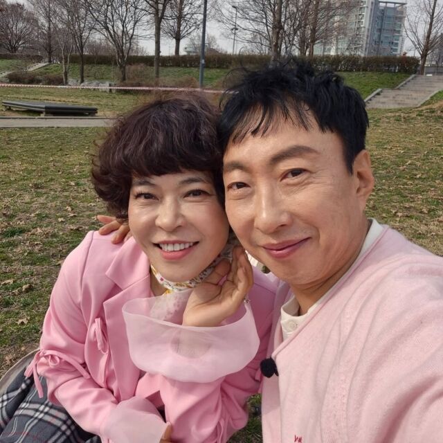 조혜련이 박명수와 함께한 봄 소풍 일상을 공개했다. / 조혜련 SNS