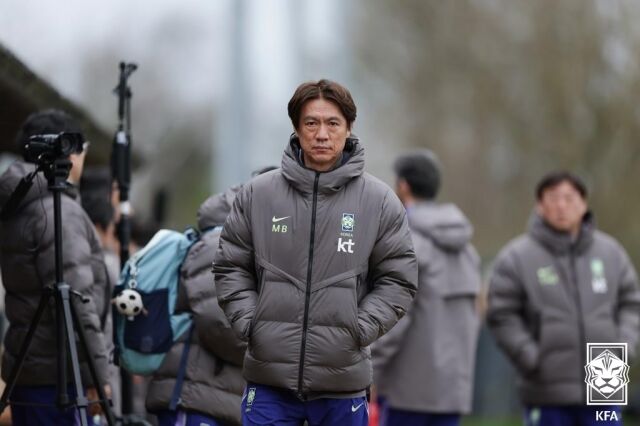 홍명보 대한민국 축구대표팀 감독/대한축구협회