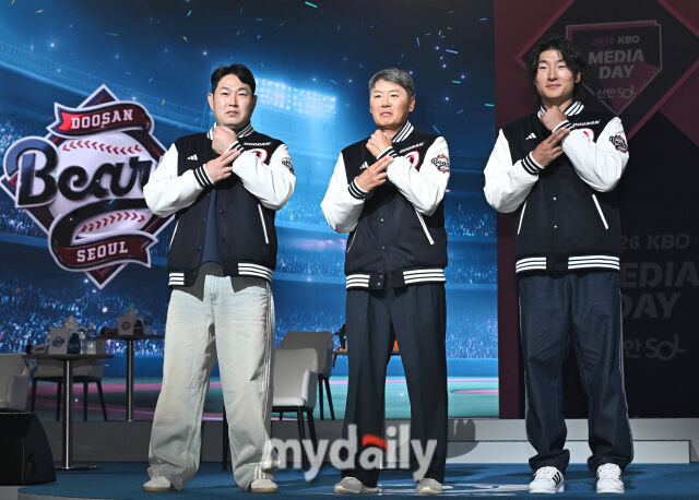 미디어데이에 함께 참석한 양의지-김 감독-곽빈./잠실=송일섭 기자