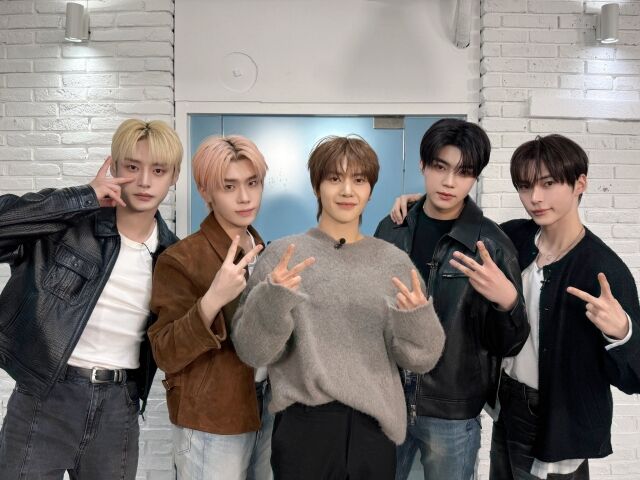 그룹 제로베이스원/웨이크원