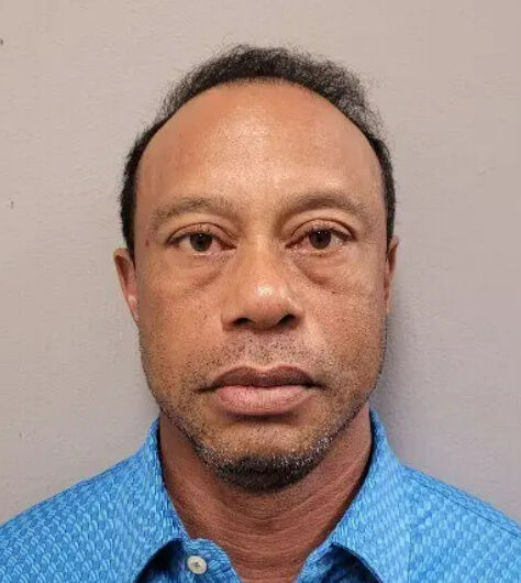 타이거 우즈./마틴 카운티 경찰서