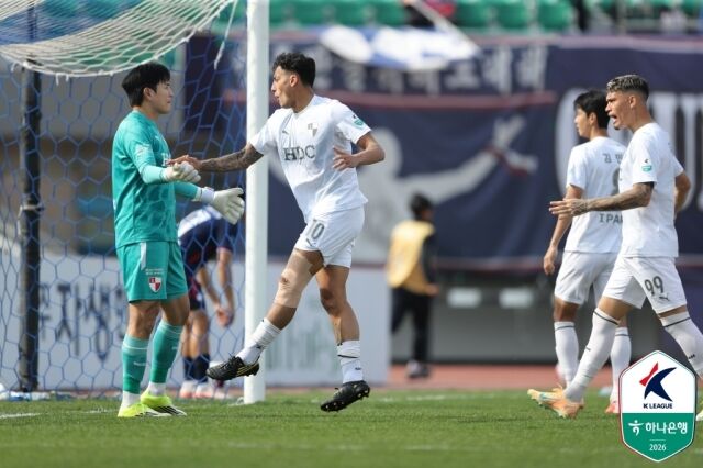 부산 아이파크./프로축구연맹
