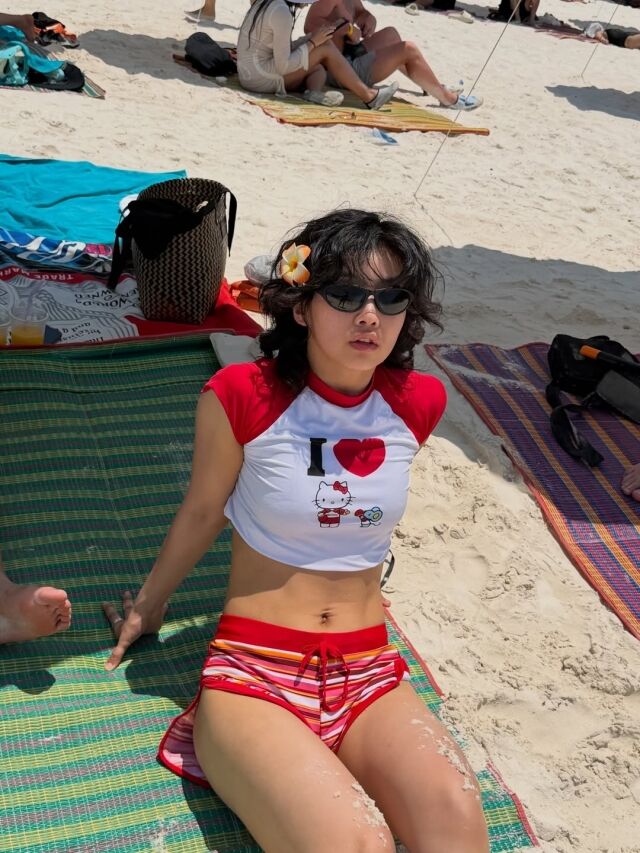 아이키가 건강미 넘치는 몸매로 눈길을 끌었다. / 아이키 SNS