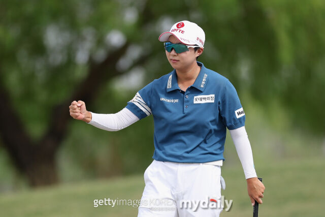 김효주가 2026 LPGA 투어 포드 챔피언십에서 버디를 잡고 기뻐하고 있다./게티이미지코리아