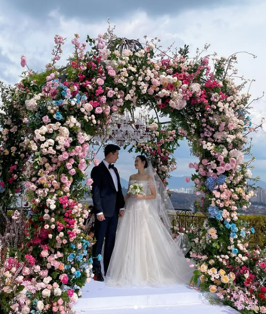 현빈, 손예진 / 손예진 SNS