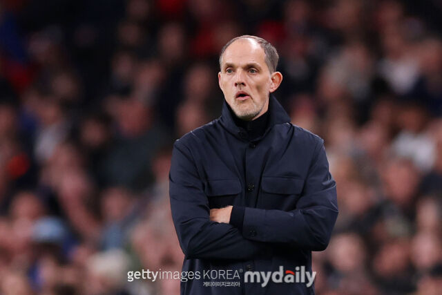 투헬 감독이 28일 우루과이와 경기를 바라보고 있다. /게티이미지코리아