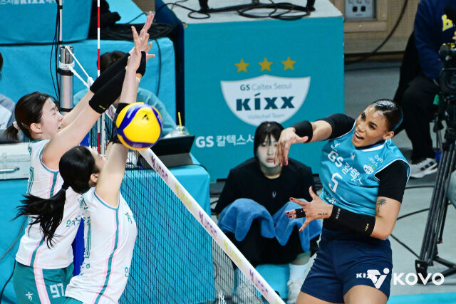 한국도로공사와 GS칼텍스의 경기/KOVO