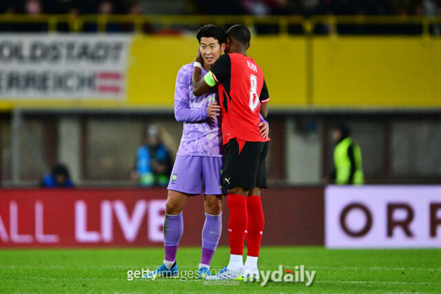 손흥민과 알라바/게티이미지코리아