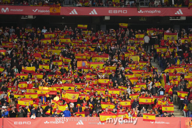 RCDE 스타디움을 찾은 스페인 관중들./게티이미지코리아