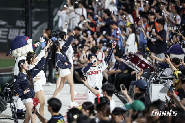 롯데 자이언츠가 퓨처스리그 일부 경기를 사직 야구장에서 연다./롯데 자이언츠