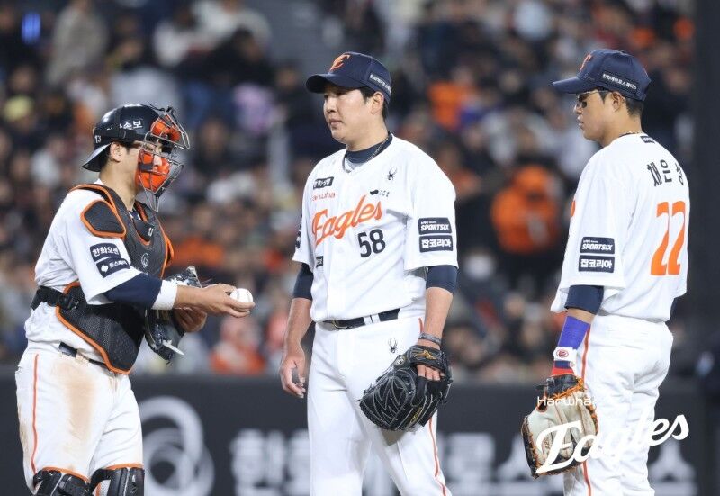 '아' 박상원-이상규-조동욱 2⁄3이닝 7실점 수난, 김경문도 안타까웠다..."승리조들이 너무 많이 맞아, 벤치 생각과 전혀 다르게" [MD대전]