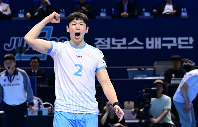 대한항공 한선수가 포효하고 있다 / 한국배구연맹(KOVO)