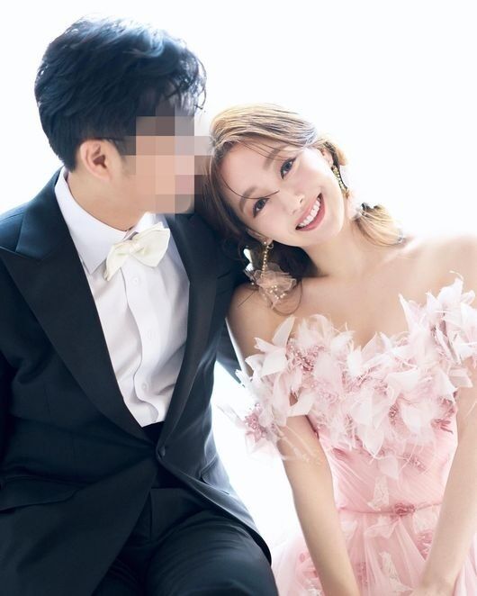 강아랑 기상 캐스터 / 장군엔터테인먼트