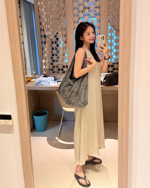 김지영이 나트랑으로 떠난 태교 여행 사진을 공개했다. / 김지영 SNS