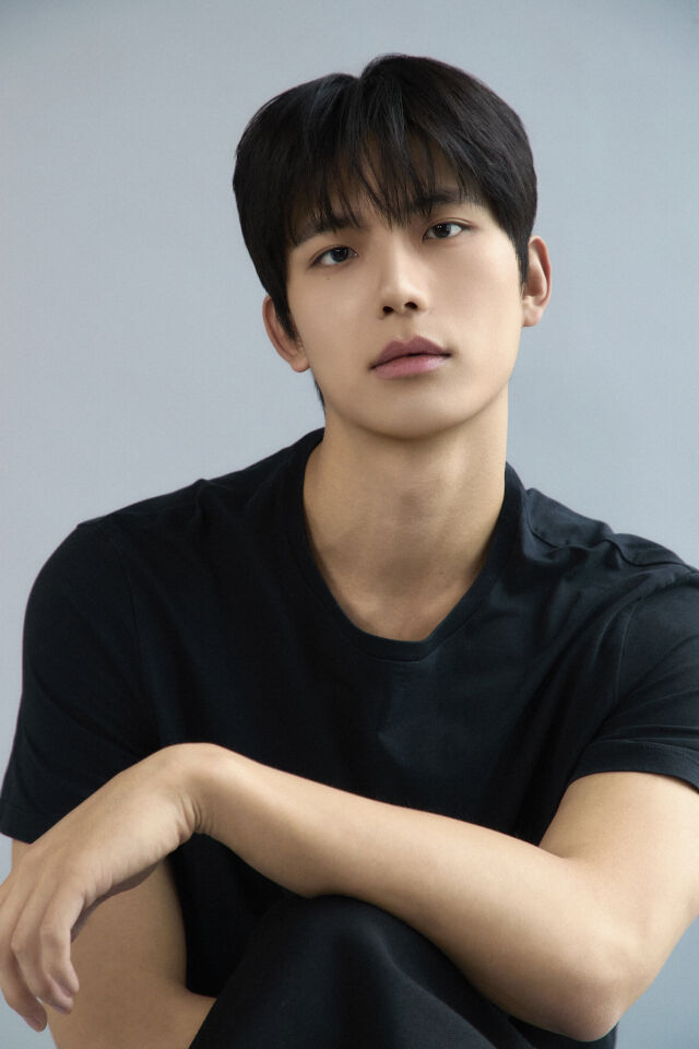 / 아우터유니버스