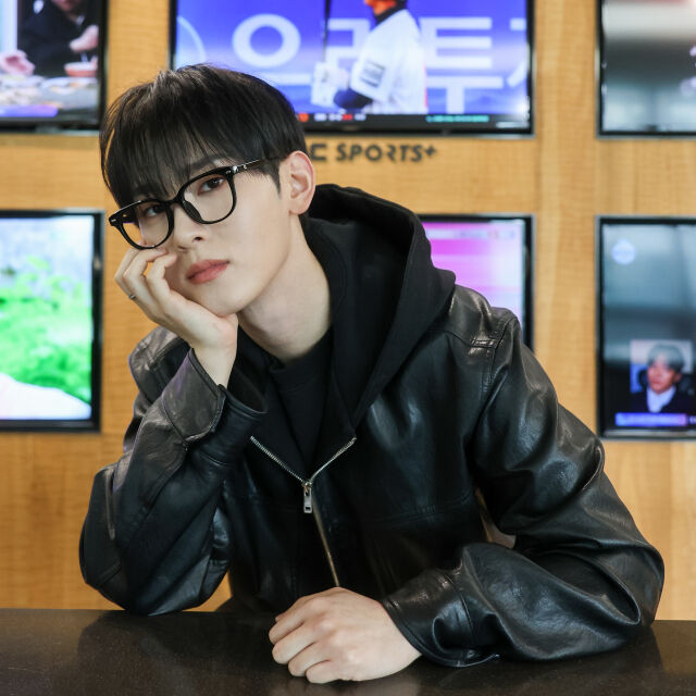 현식 / '스튜디오 596'