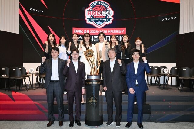 25-26 WKBL 포스트시즌 미디어데이 단체사진./WKBL