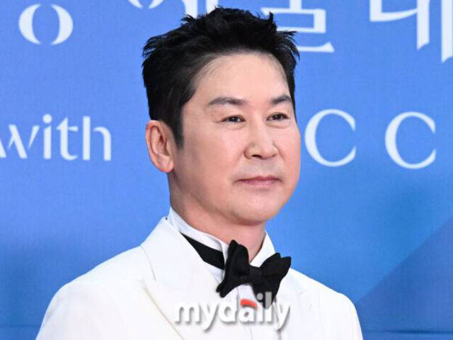 신동엽이 후배 개그맨에게 명품 신발을 선물했다. / 마이데일리 DB