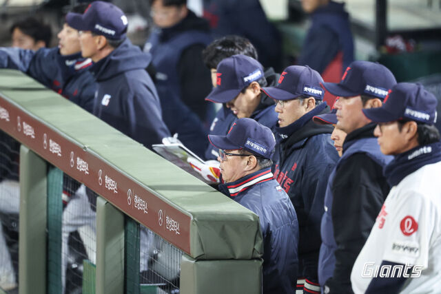 고영표만 만나면 롯데 자이언츠가 작아진다./롯데 자이언츠