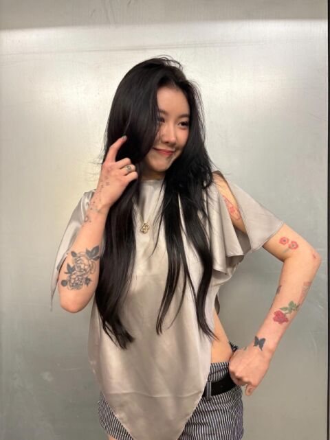 백예린, 양 팔 가득 그려진 타투&hellip;무슨 의미야?