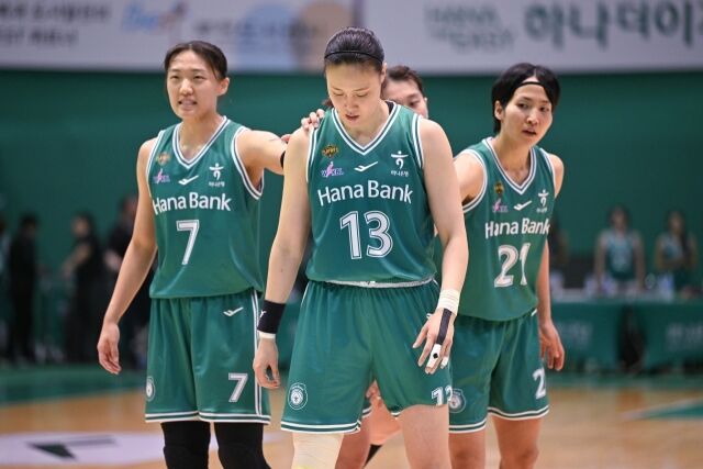 부천 하나은행이 플레이오프 1차전에서 승리했다./WKBL