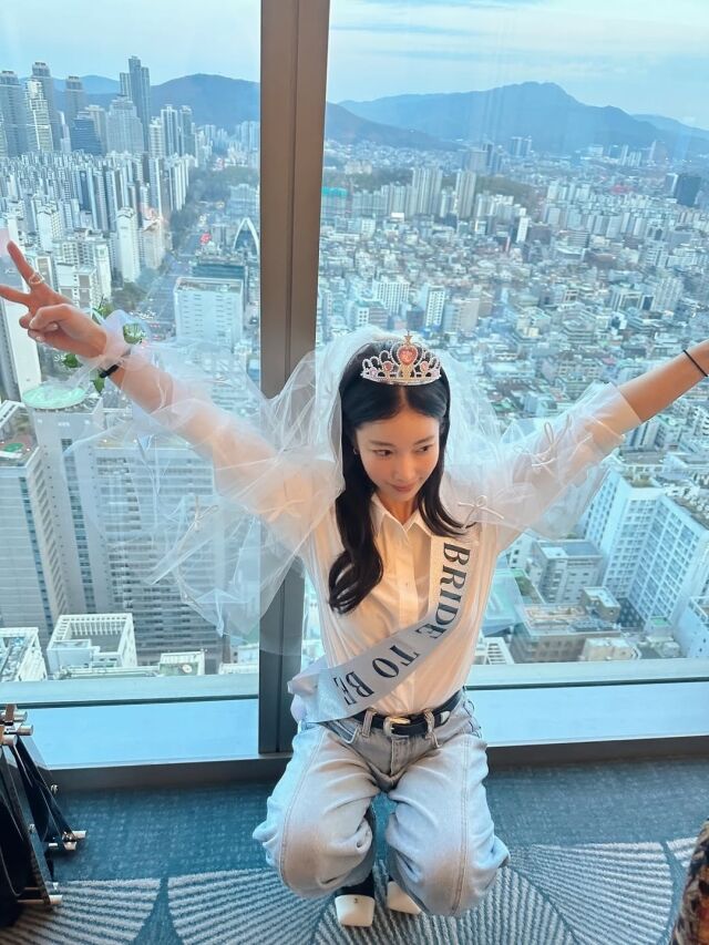 기은세가 사진 한 장으로 불거진 재혼설에 대해 직접 해명했다. / 기은세 SNS