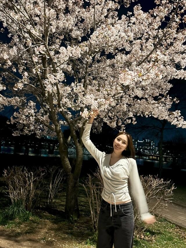 성해은이 벚꽃을 보러 나들이를 떠난 근황을 공개했다. / 성해은 SNS