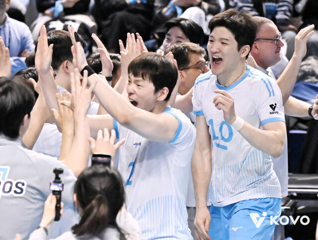 대한항공 한선수와 정지석./KOVO