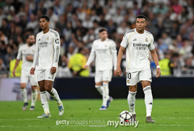 동점골을 내준 후 망연자실하는 레알 마드리드 선수들. /게티이미지코리아