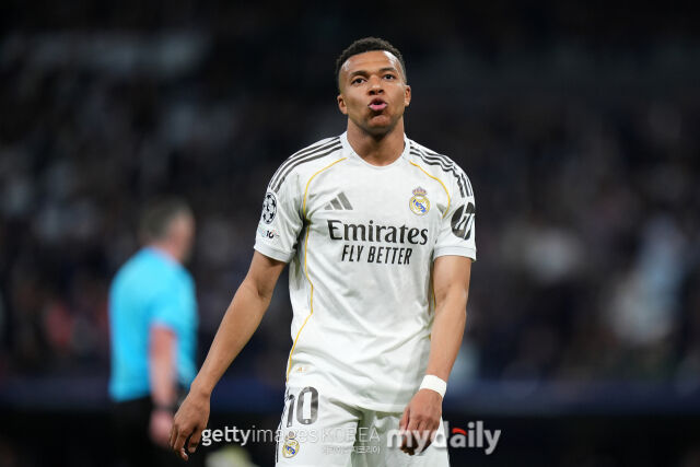 음바페가 11일 지로니와 경기에서 허탈한 표정을 짓고 있다. /게티이미지코리아