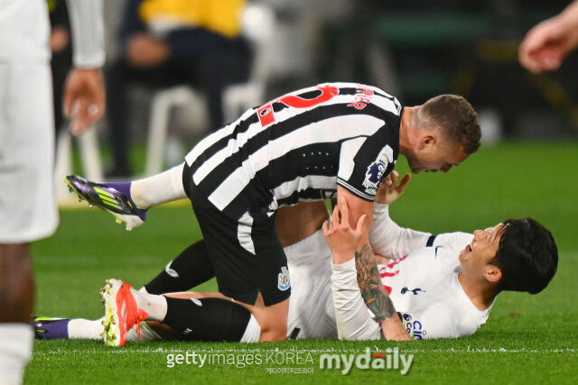 키어런 트리피어(왼쪽)와 손흥민./게티이미지코리아