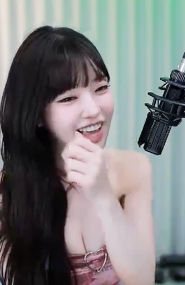 과즙세연 SOOP 채널 캡처