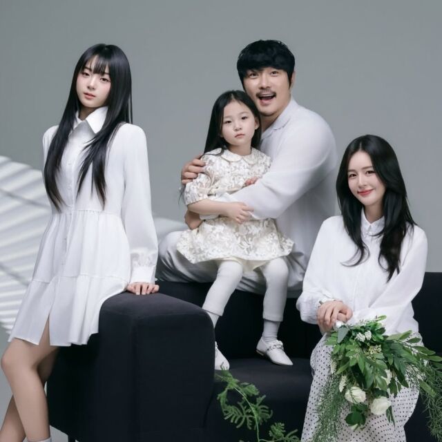 KCM 가족 사진 / KCM 인스타그램