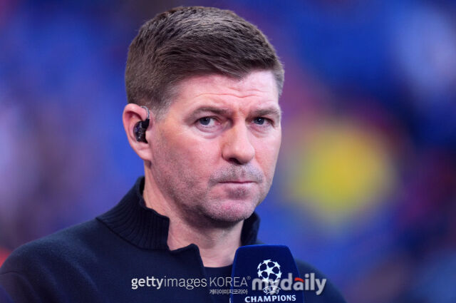 리버풀 레전드 스티븐 제라드가 번리 차기 감독 후보로 거론되고 있다. /게티이미지코리아